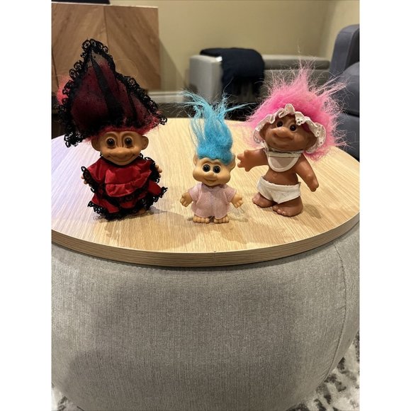lot of 3 vintage 1 russ , 1 Dam , 1 ITB troll dolls - Picture 1 of 13